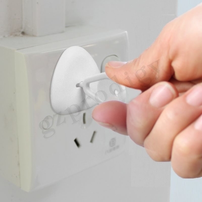 3 Pinの電気保護のための耐久のABSイギリスのタイプ赤ん坊の安全出口のプラグ カバー