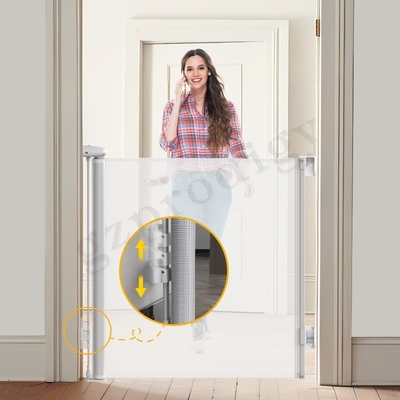196&quot;は余分幅引き込み式の屋外ペット ゲートOurdoorのための赤ん坊の安全引き込み式のゲートをおよび屋内転がす